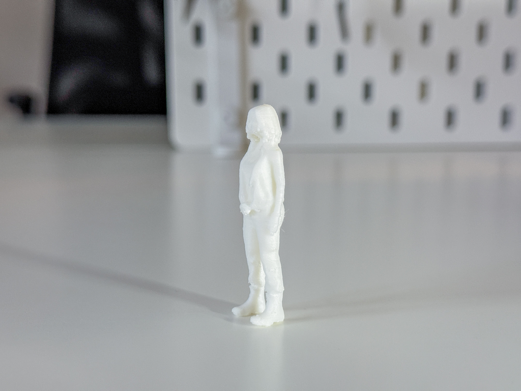 Miniature Woman/Tourist/Soldier for your Diorama