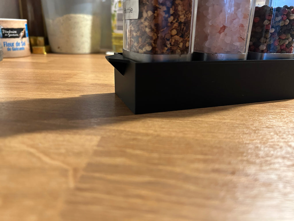 Small Bowl with Handle