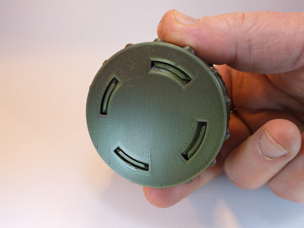 Print-In-Place Iris Box (locking)