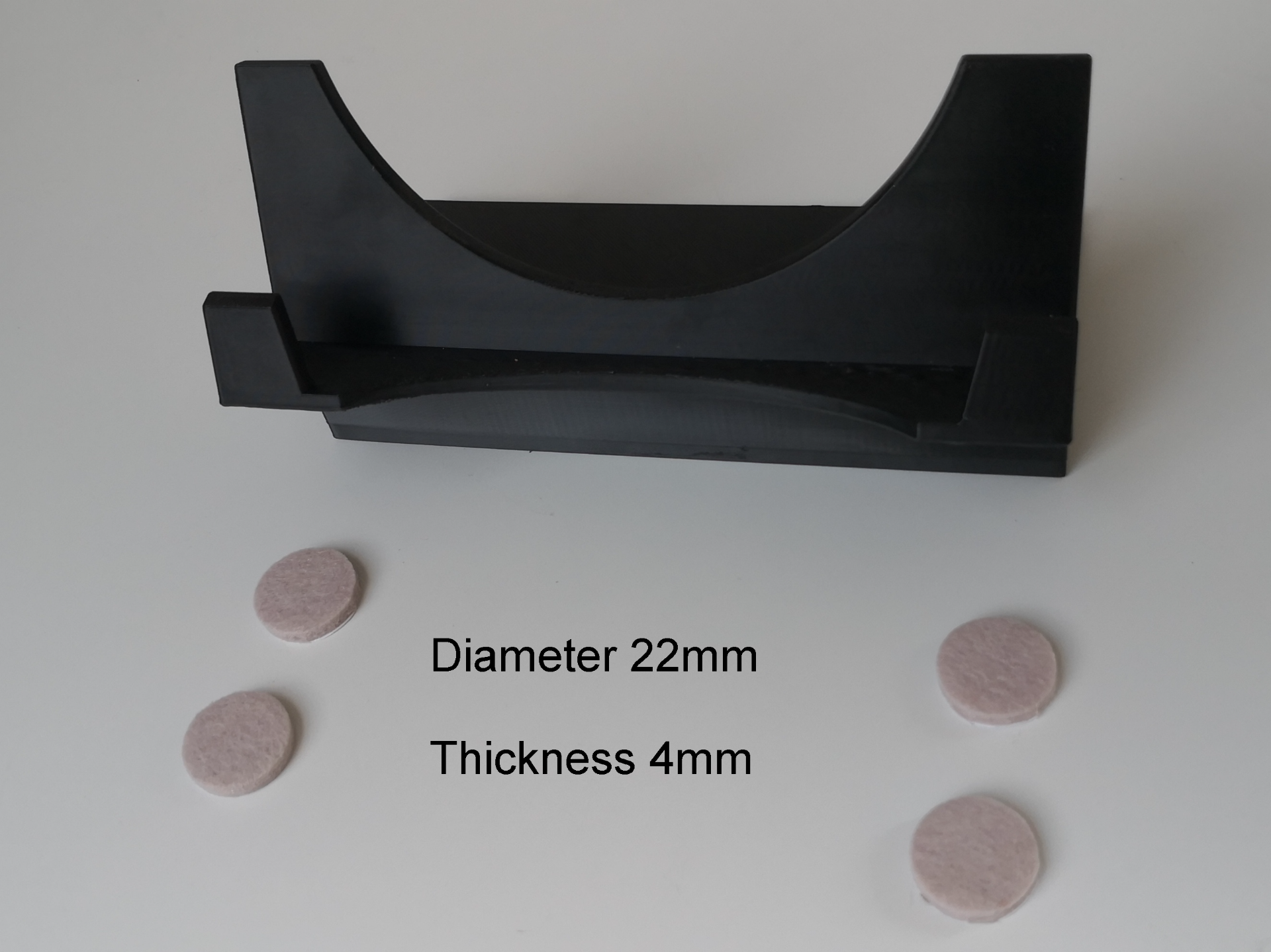 stand_for_tablet_with_protective_cover