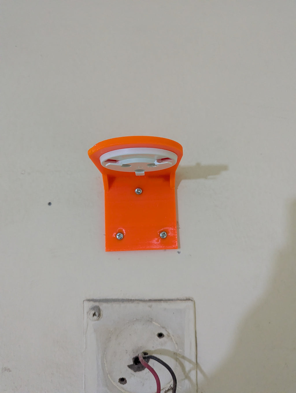 Universal Camera Mount for side wall