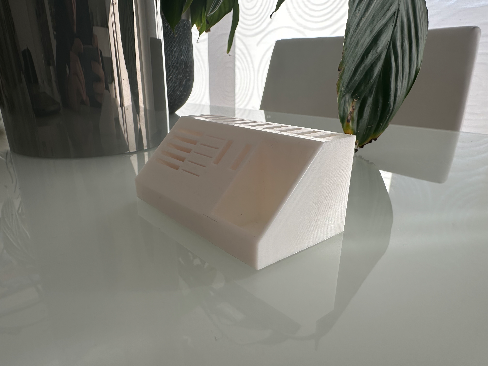 USB/Micro SD container