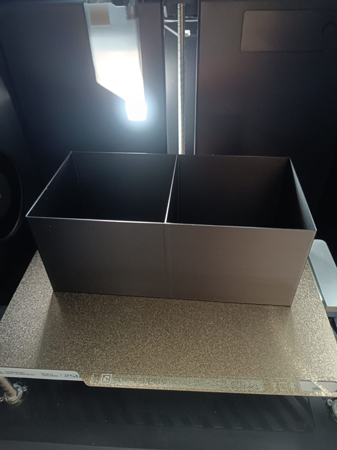 Split box 20x10 cm with height 8 cm