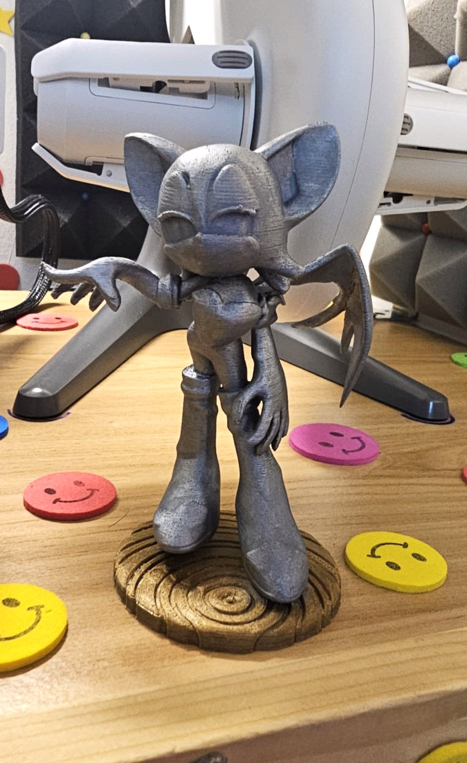ROUGE THE BAT (SONIC)