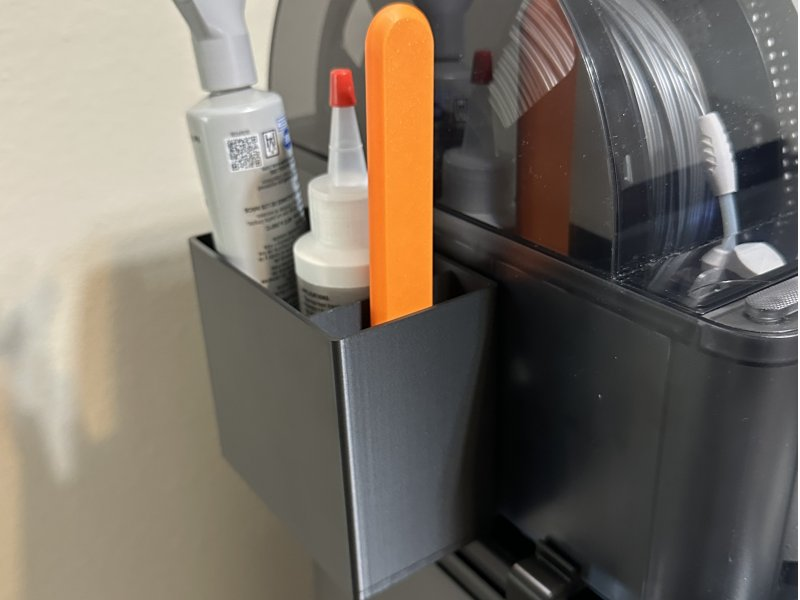 AMS Tray 110 (W) x 75 (L) x 100 (H) with Divider