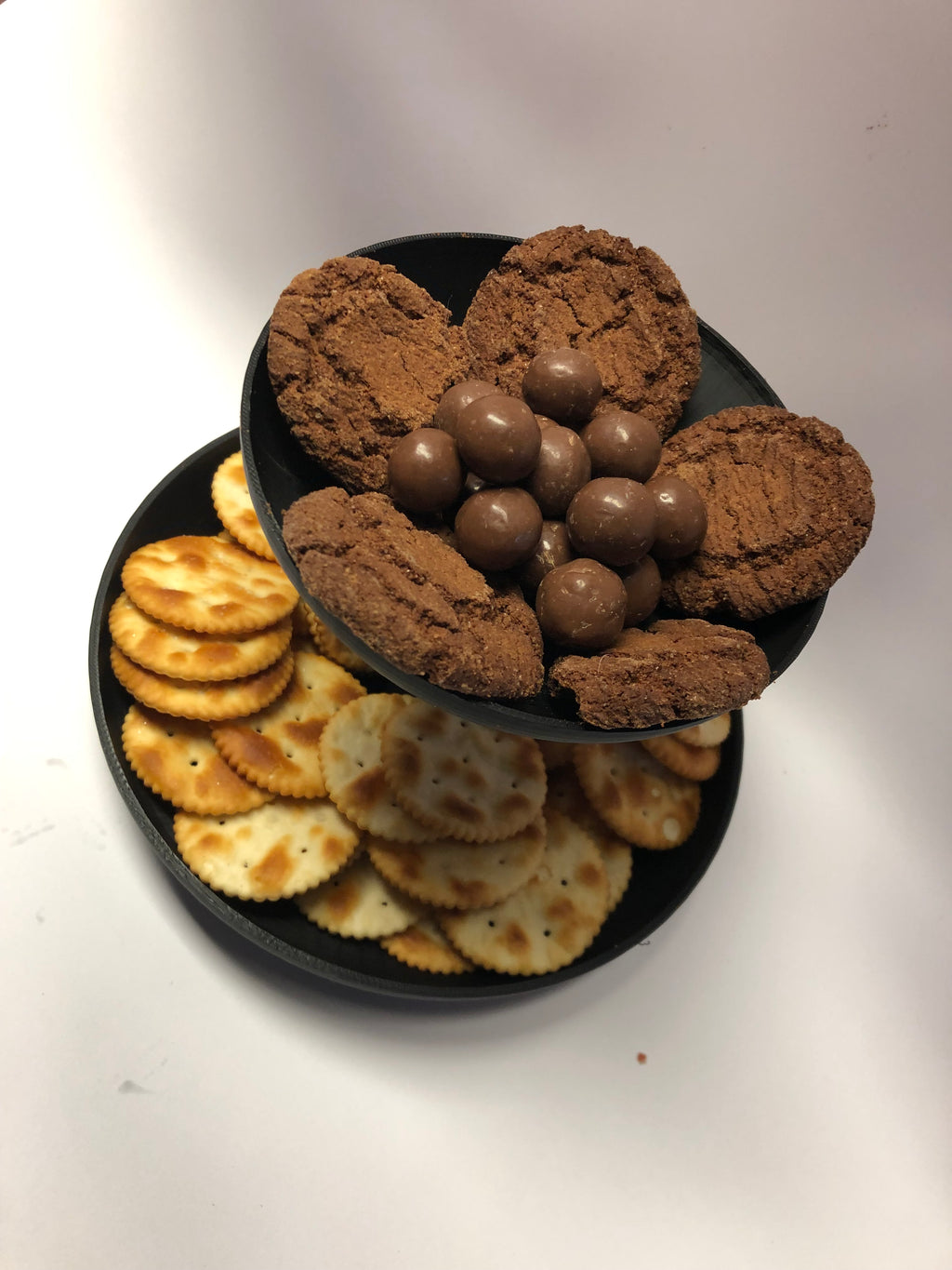Two tiered cake and snack stand, serving stand