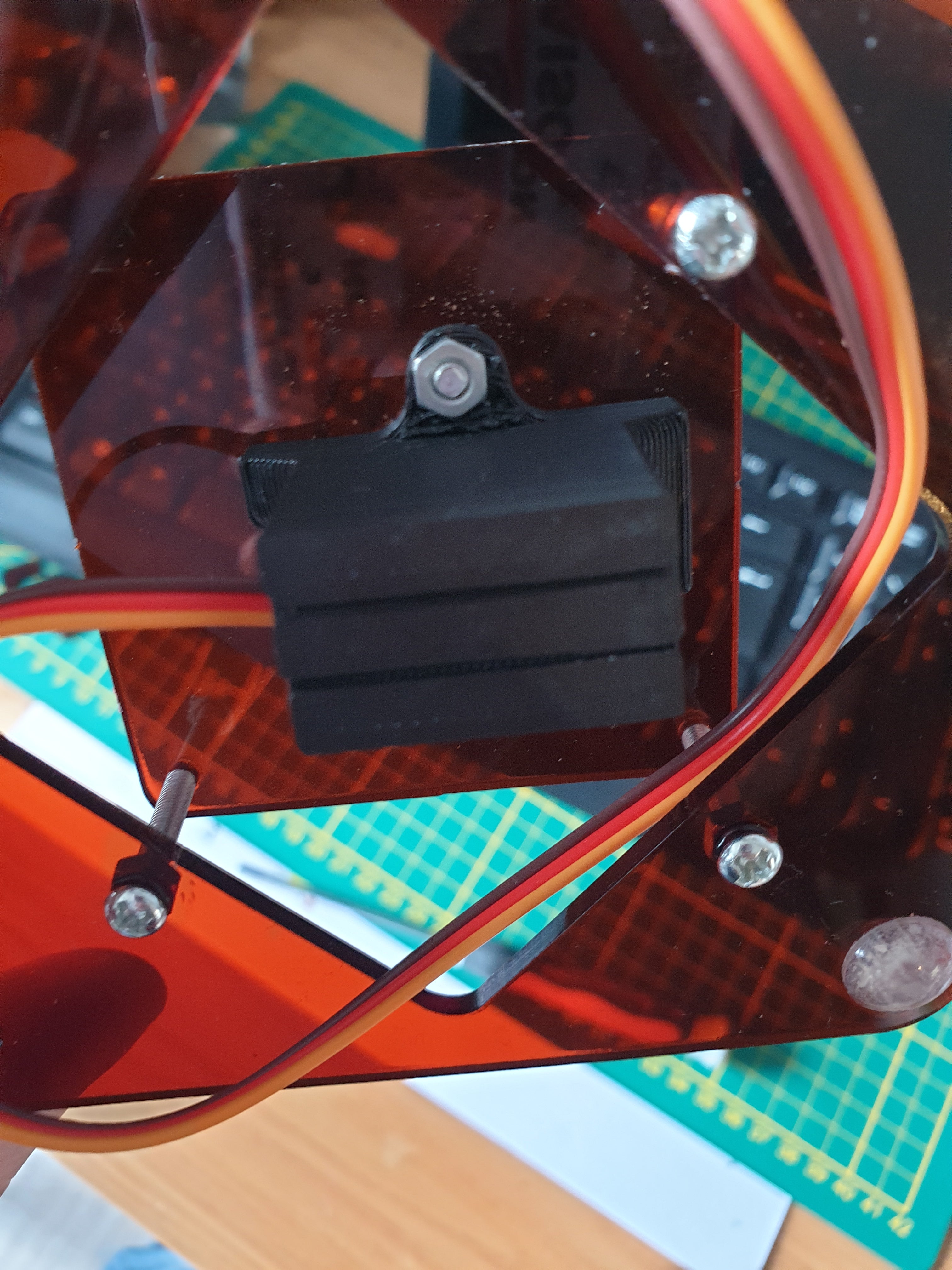 SG90 servomoteur fixation - servo mount