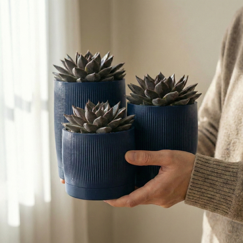 Azet – Modern Ribbed Planter Set