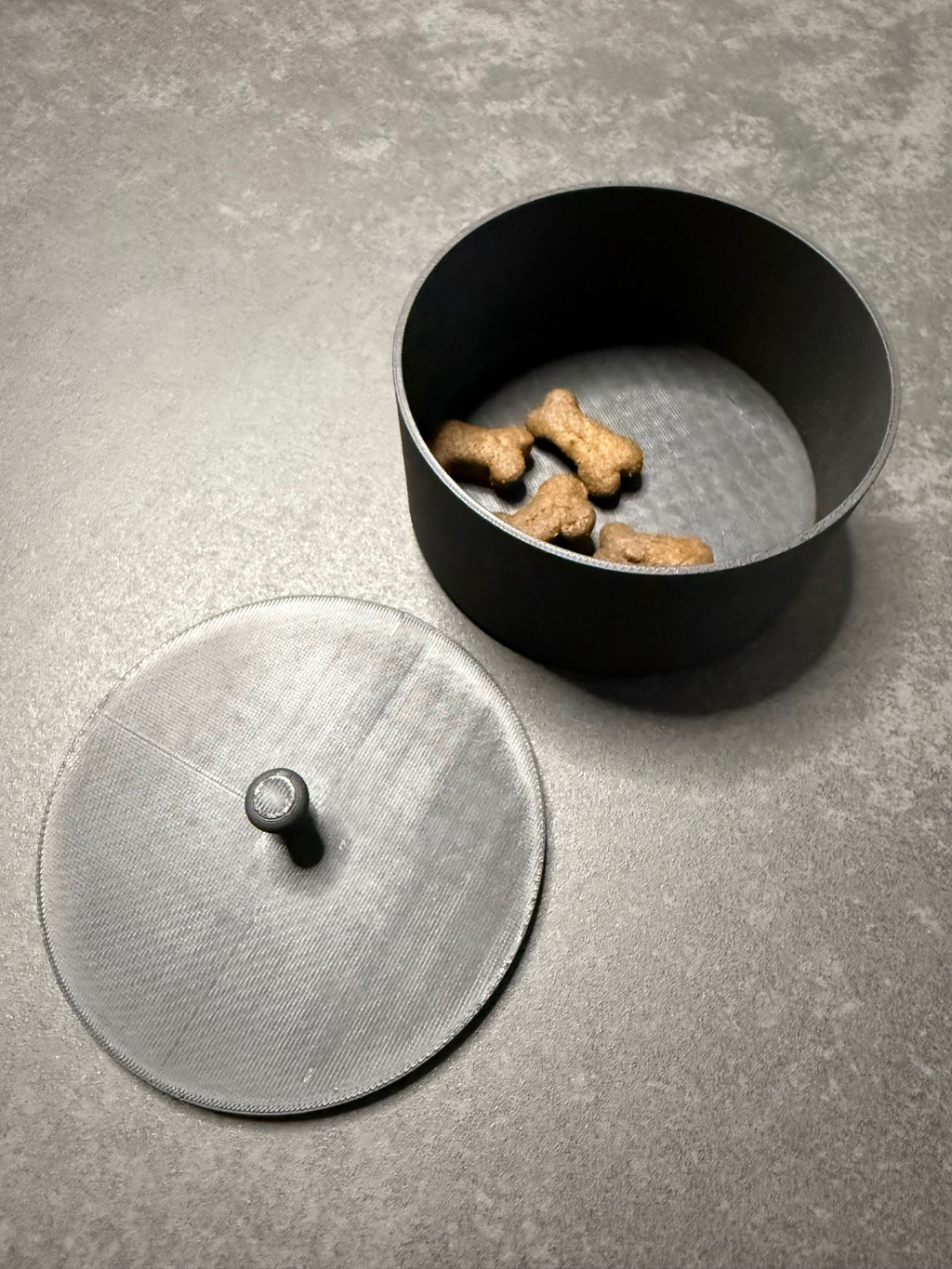 Runde Dose 100x50mm mit Deckel