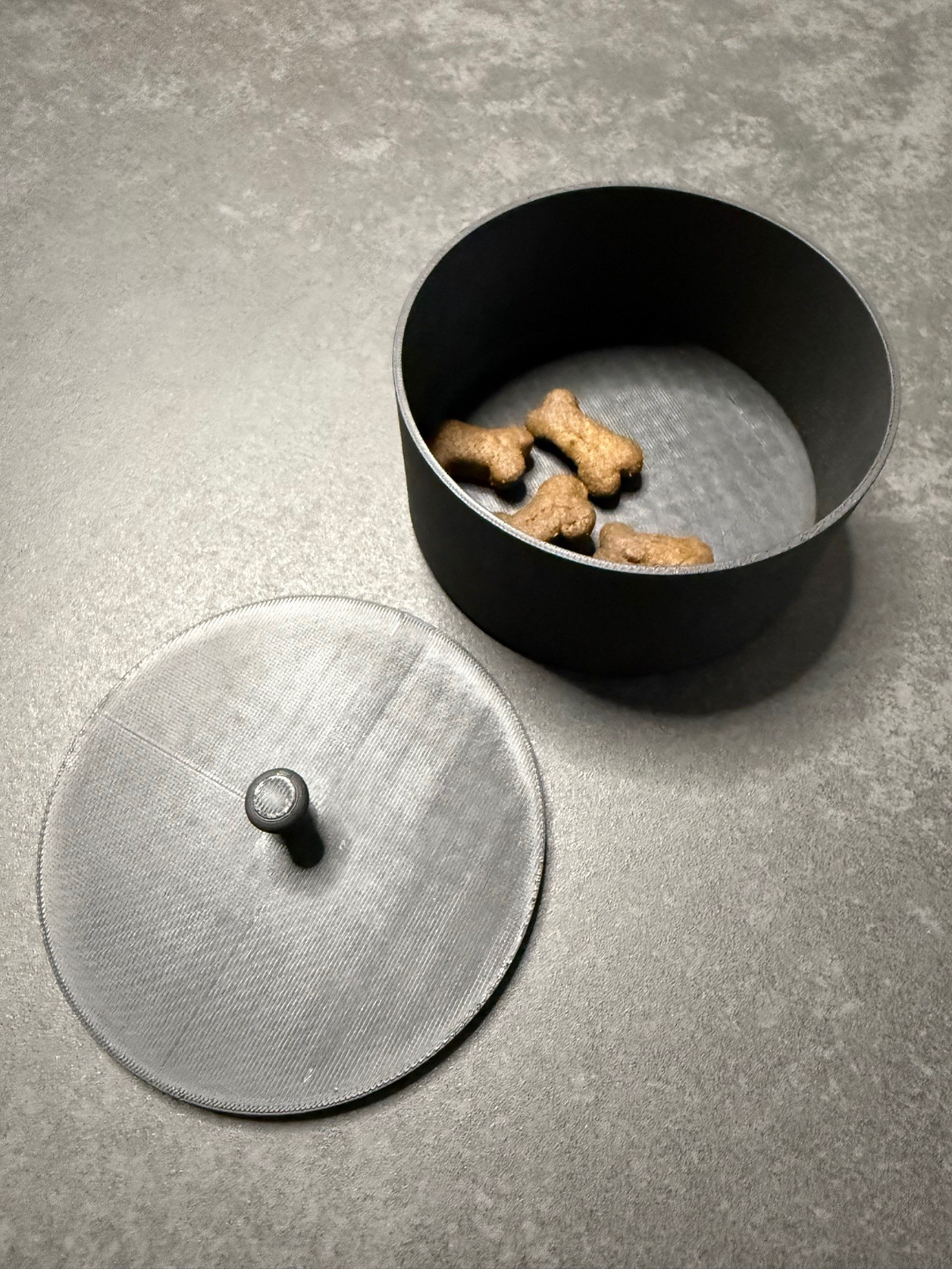 Runde Dose 100x50mm mit Deckel