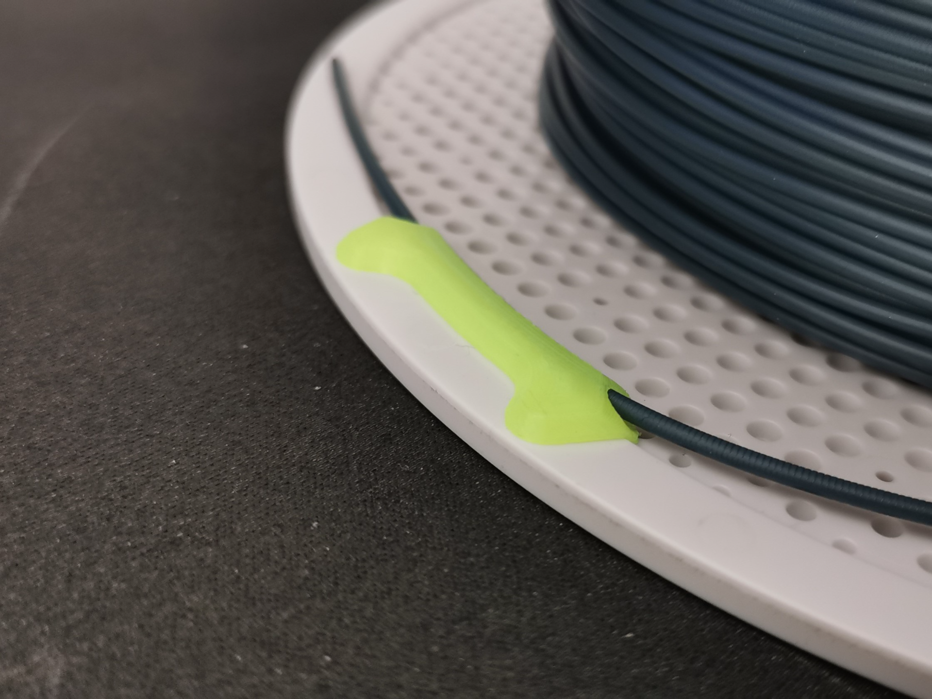 Infinity Filament Clip (Bambu Lab Reusable Spool)