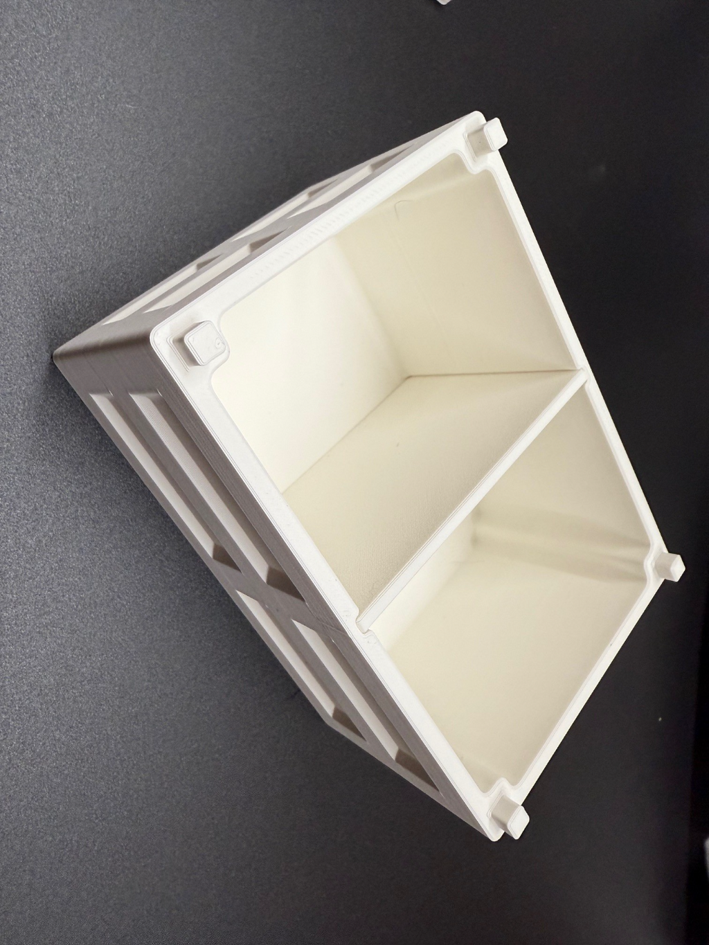 Trennwand für kleine stapelbare Boxen, Behälter