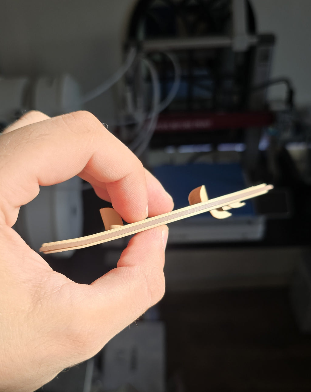 Finger Surf-board For Beach/Pool/Car