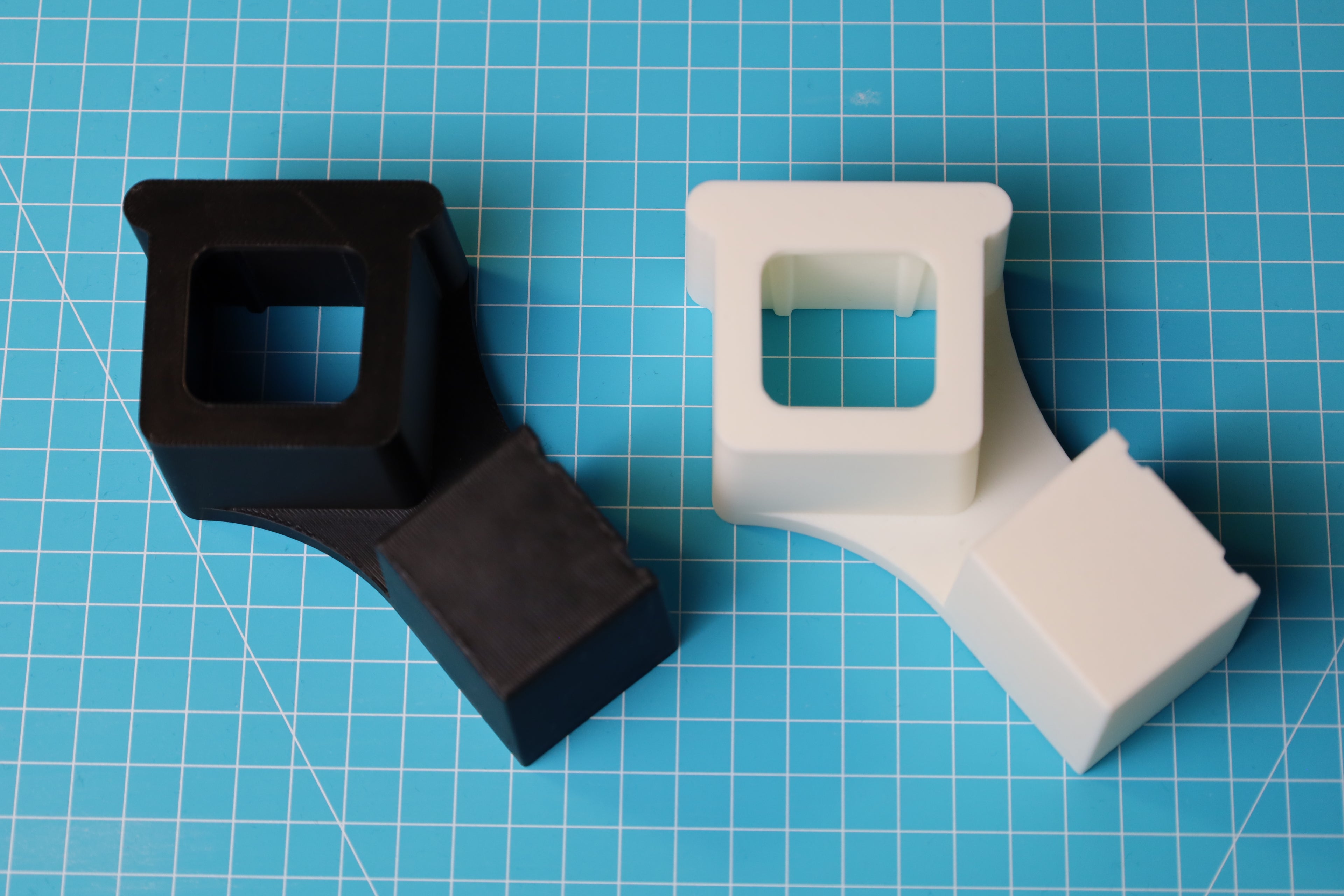 (Magnetic) Elegoo Saturn 3 (Ultra) Drip Mount