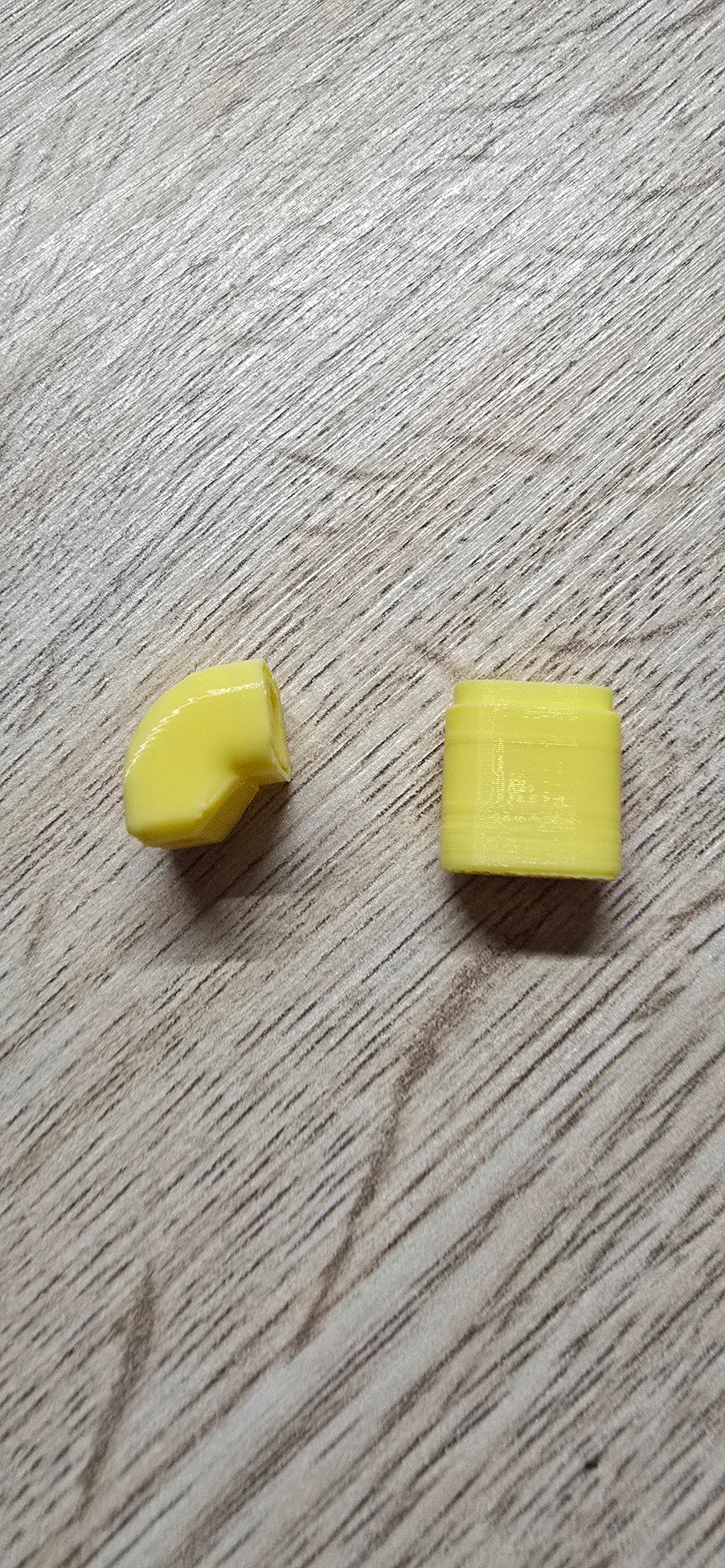 Angled USB Type-C plug(up-down)