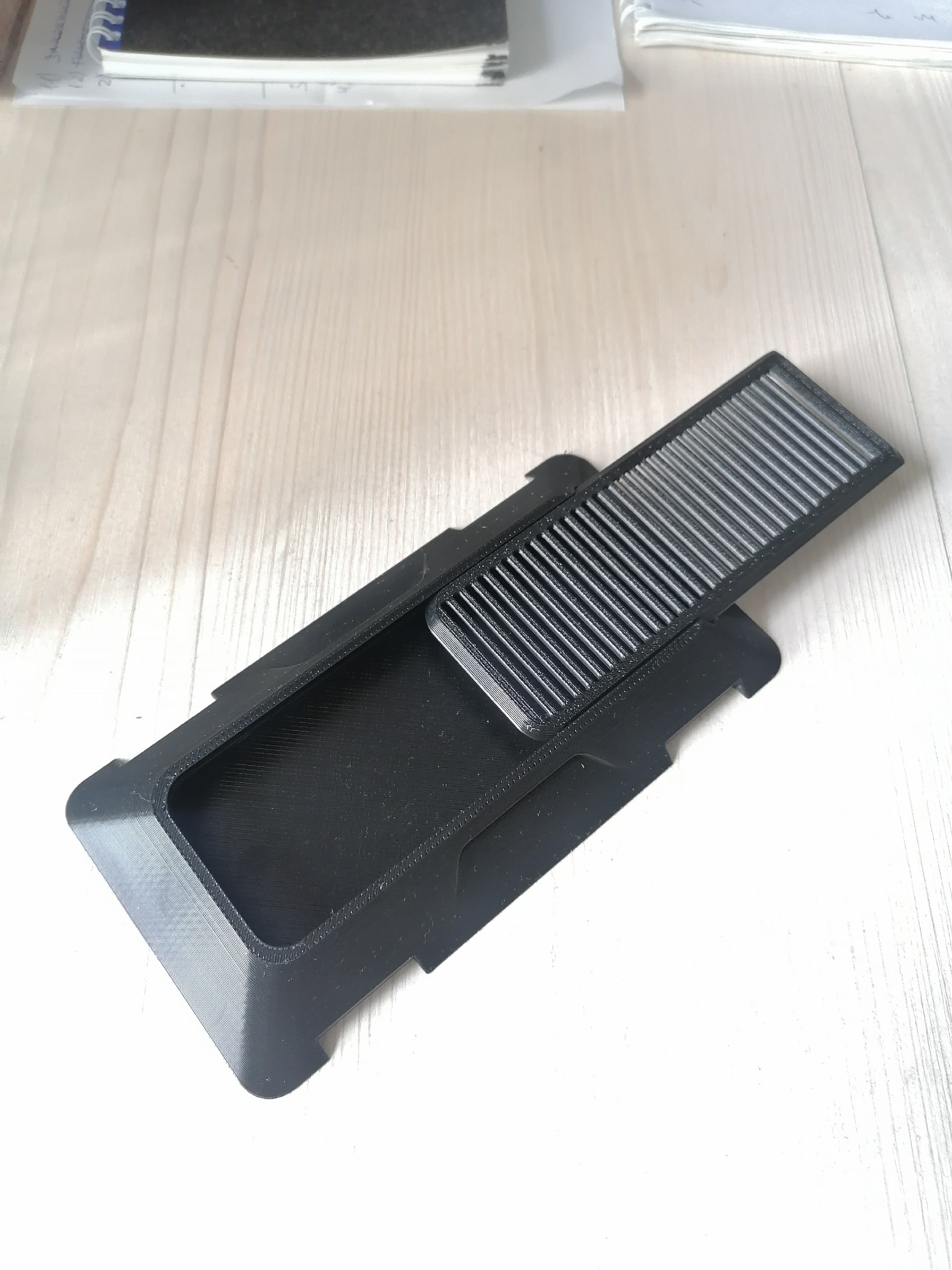Slide-Open Desiccant Tray for Filament Dry Box