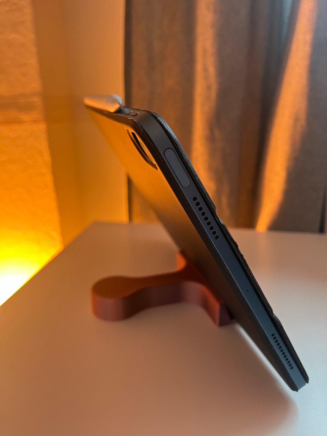 Ständer für Tablet (Ipad) / Handy