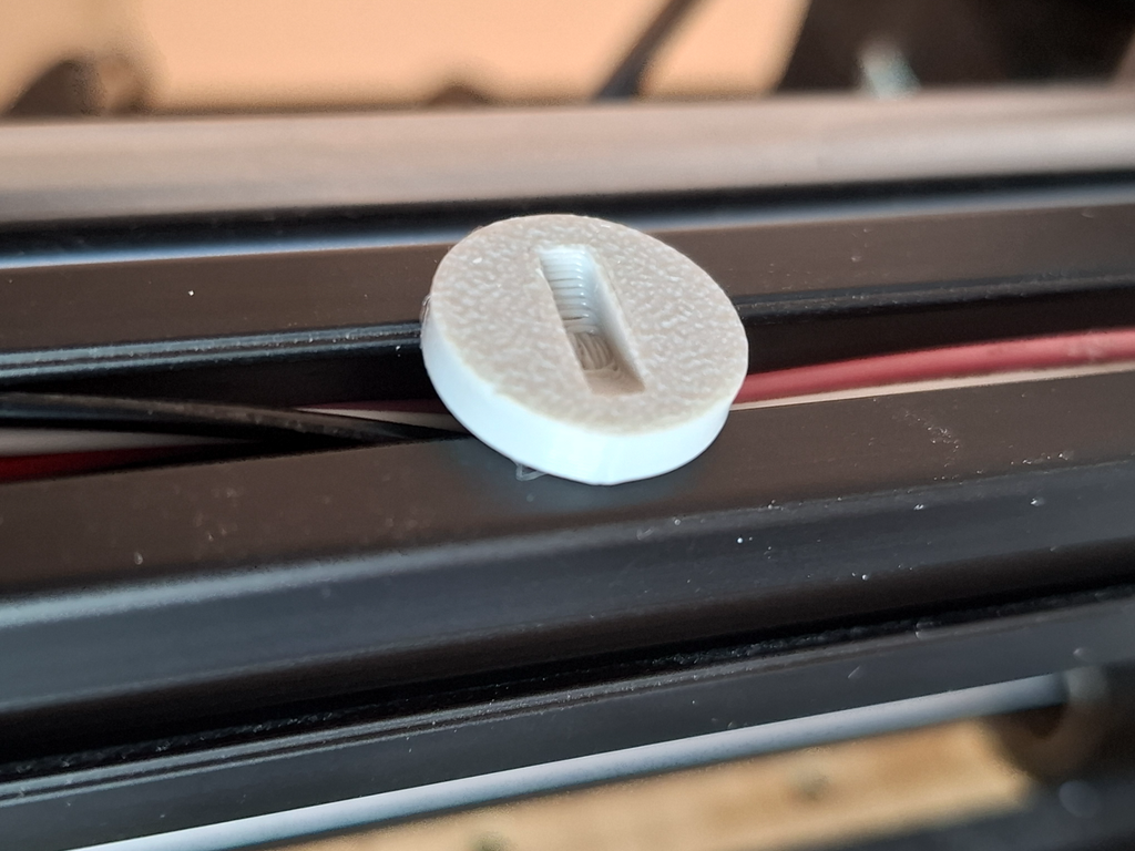 Cable organizer for aluminum extruded profile