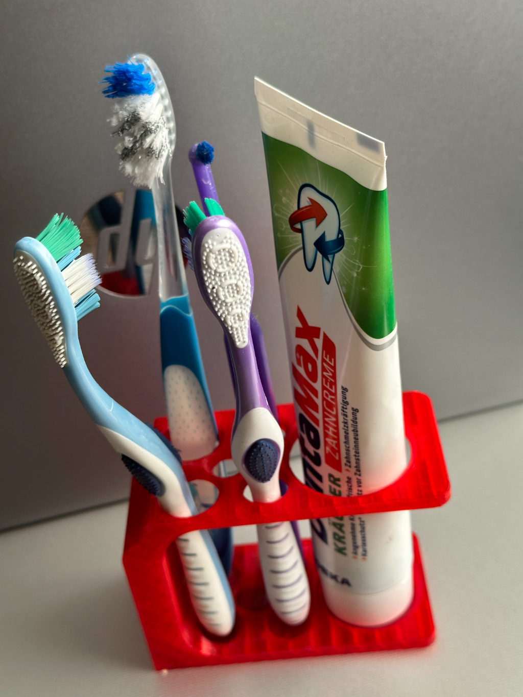 Toothbrush holder