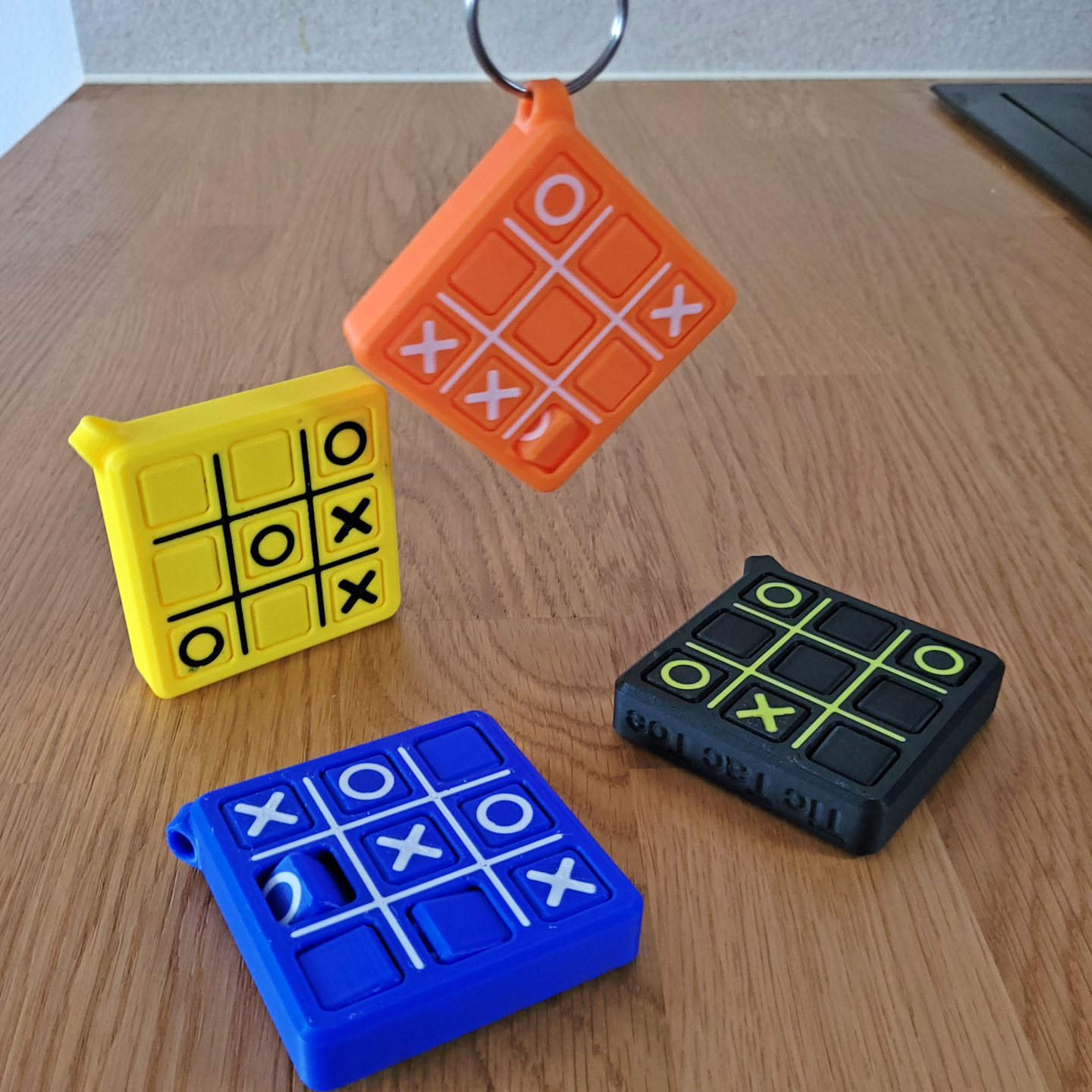 TicTacToe - KeyChain - Commercial Licence