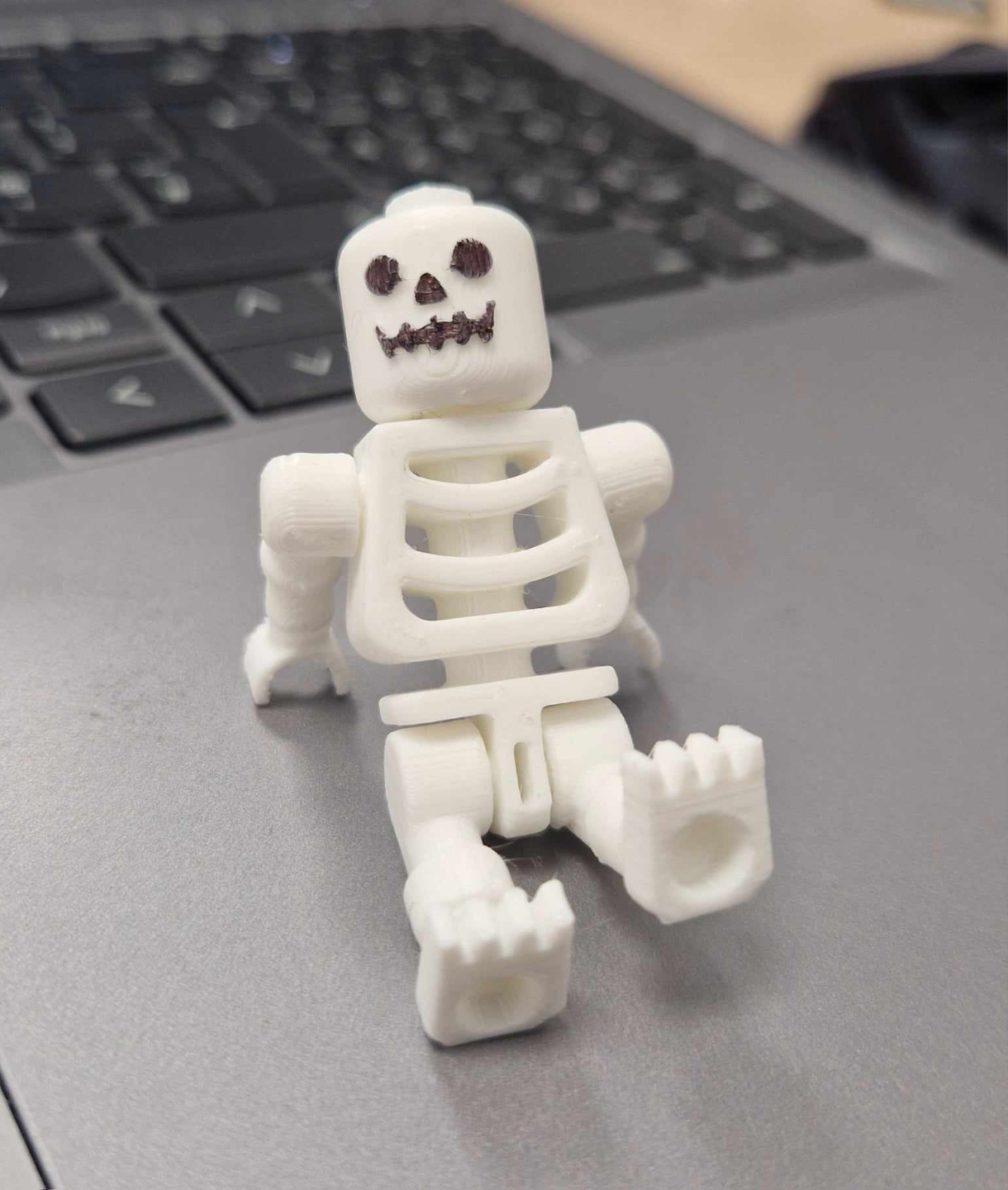 Brick Skeleton Figure - Print In Place