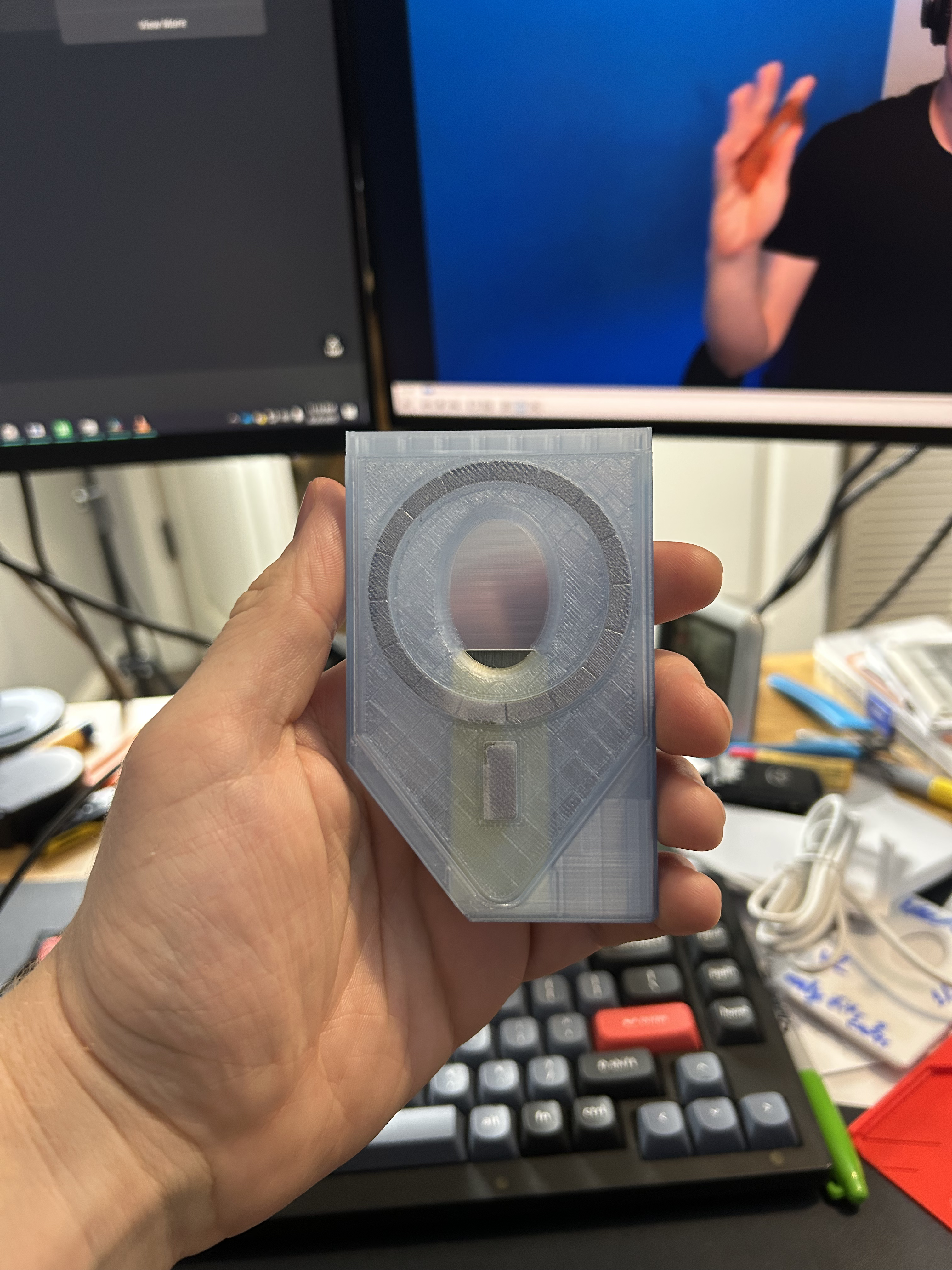 Magsafe wallet with money clip