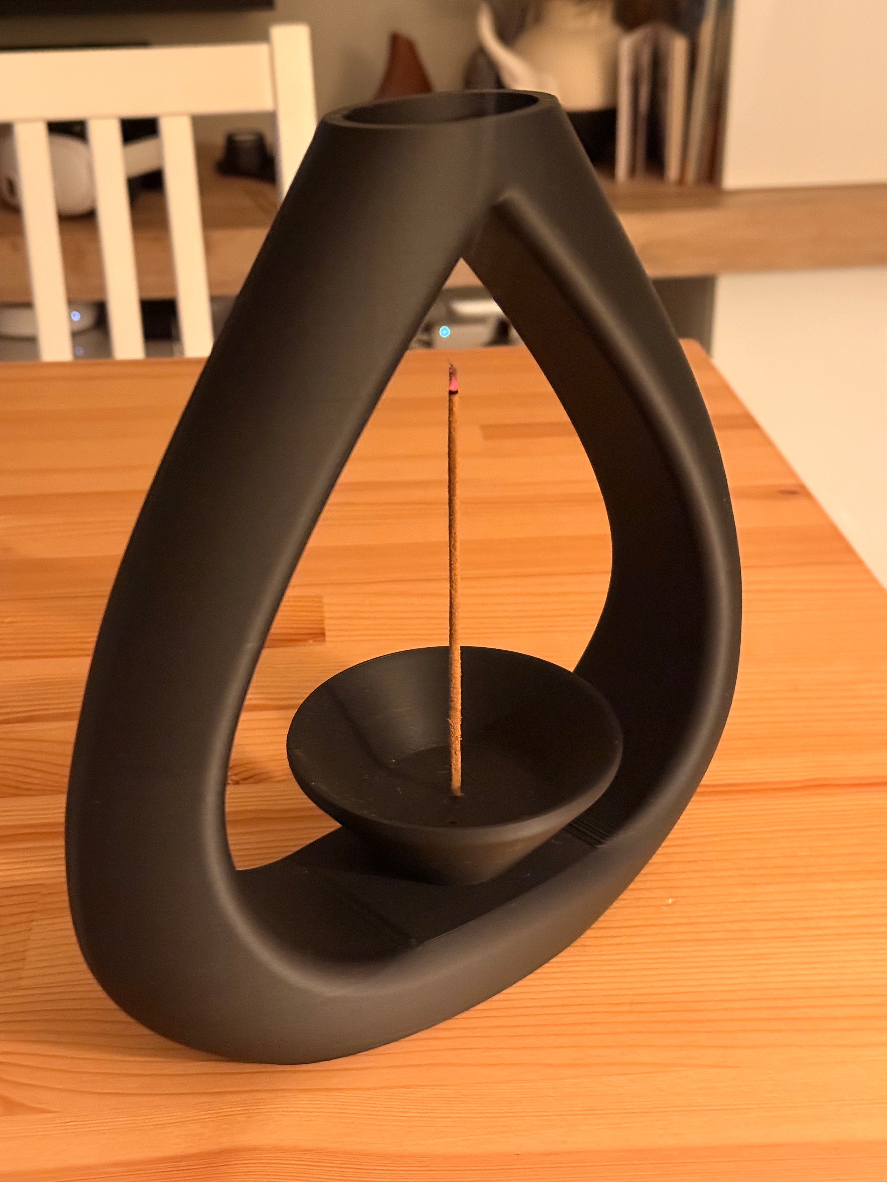 VØID DROP, Multi-functional Mindfulness Vase