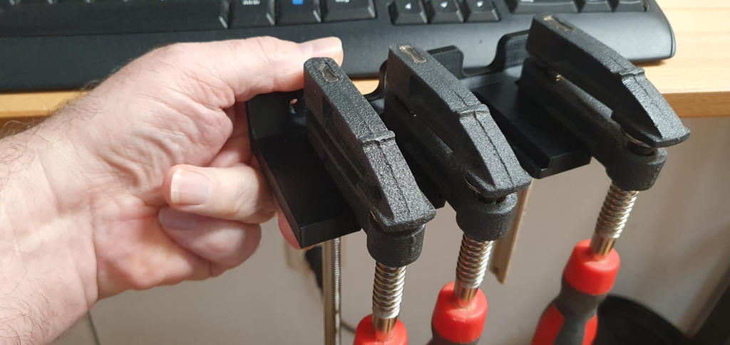 Holder for 4 Screw Clamps