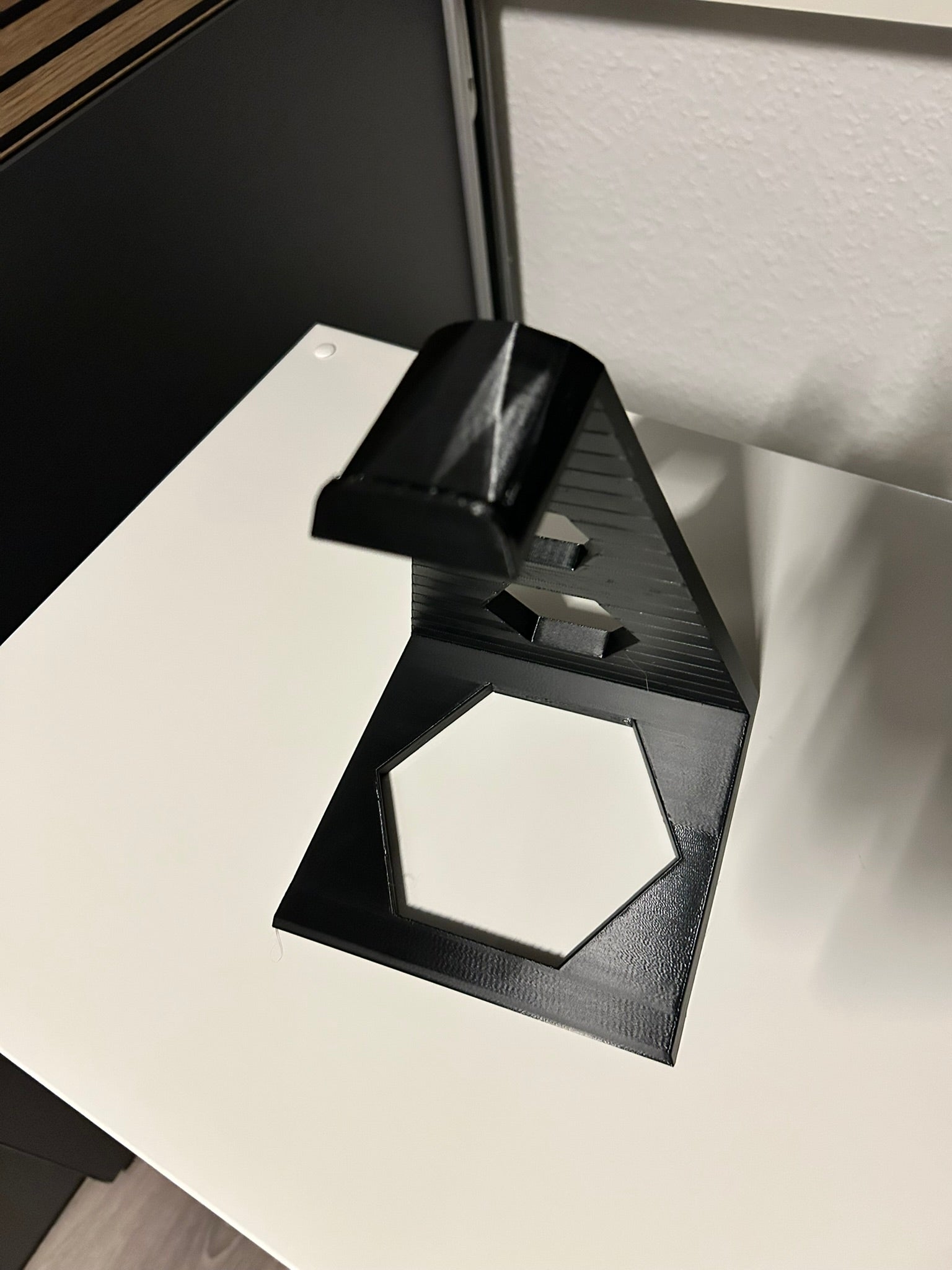 Hexagon Kopfhörer-Halterung