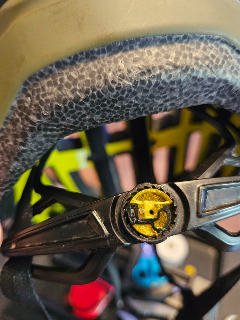 MET/mips helmet replacement part