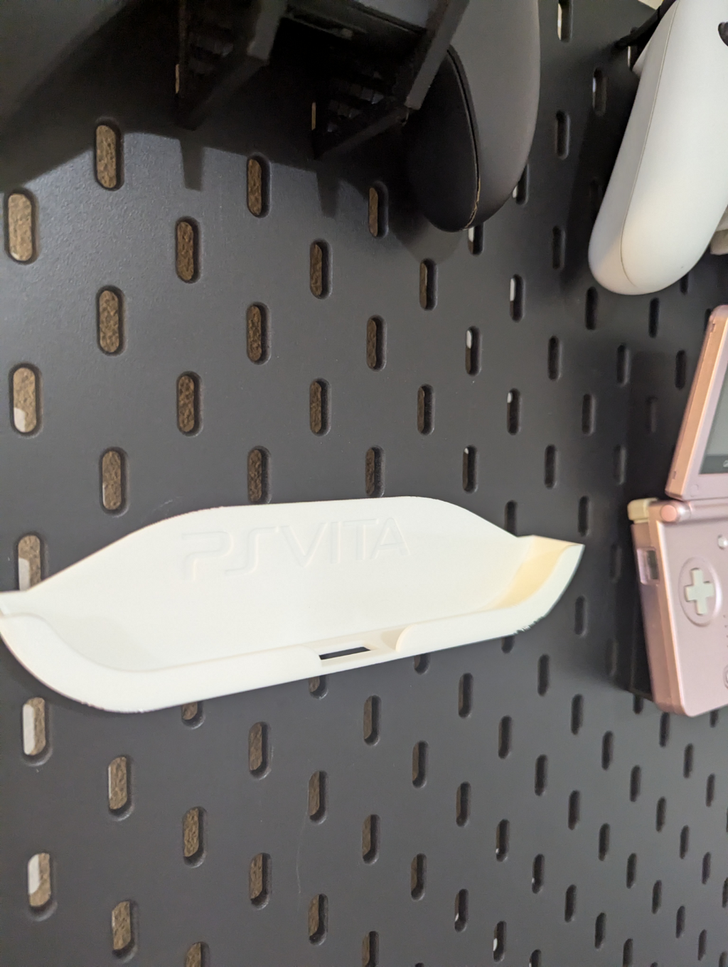 PS Vita holder for IKEA Skadis