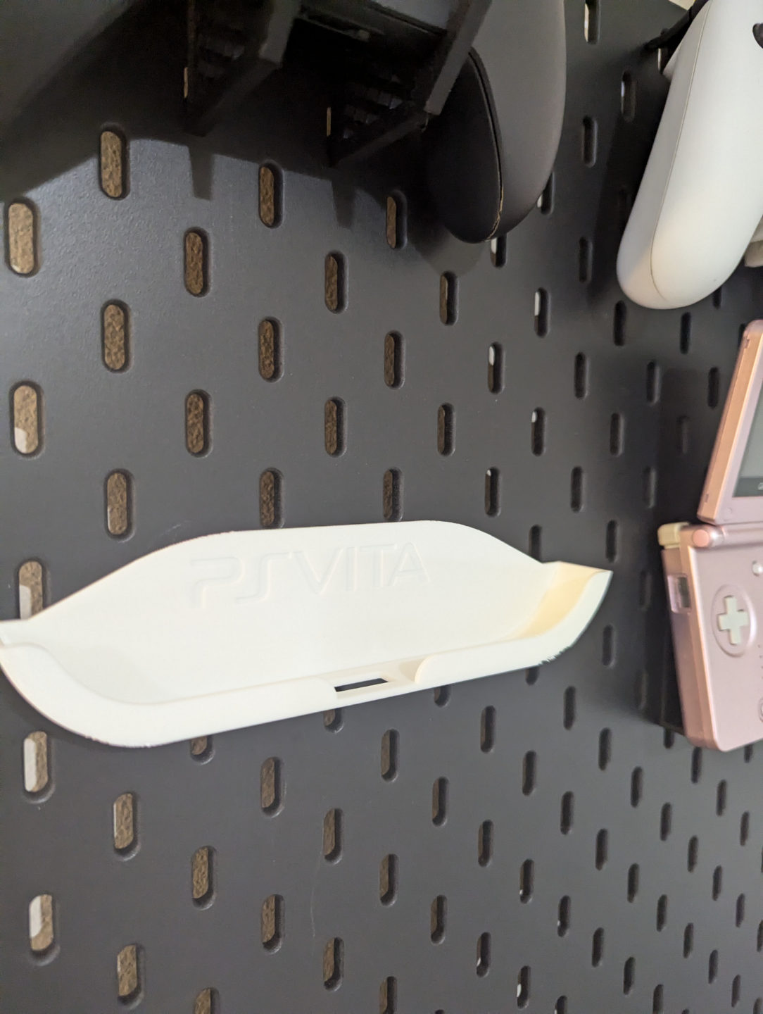 PS Vita holder for IKEA Skadis