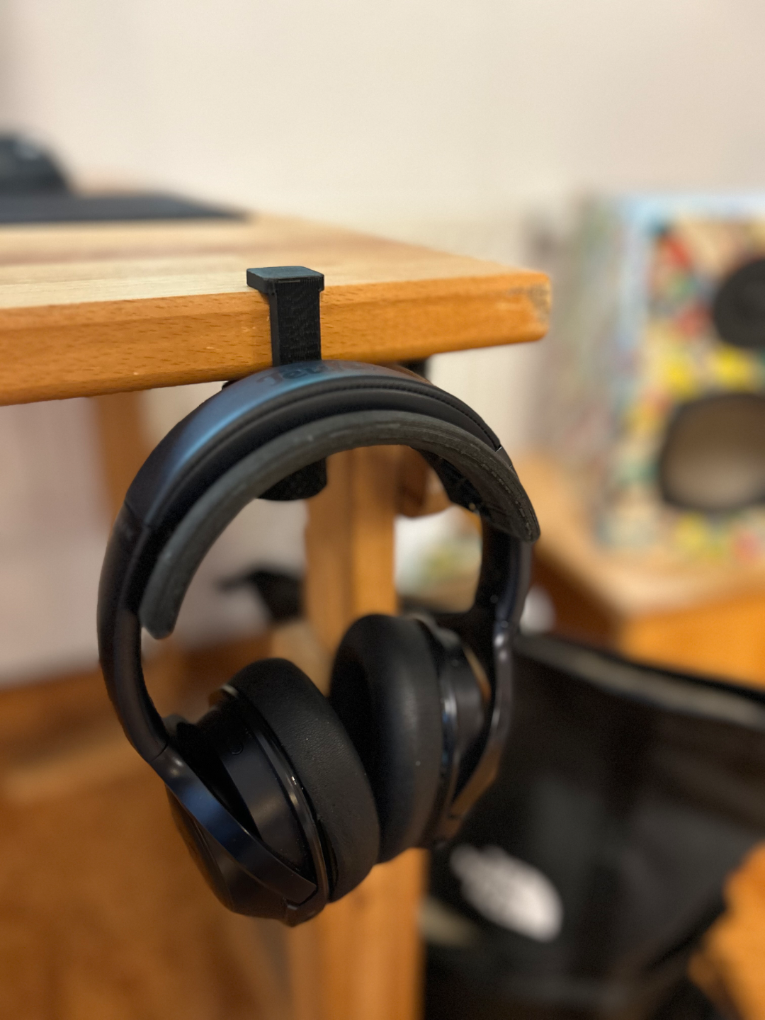 Headphone Holder