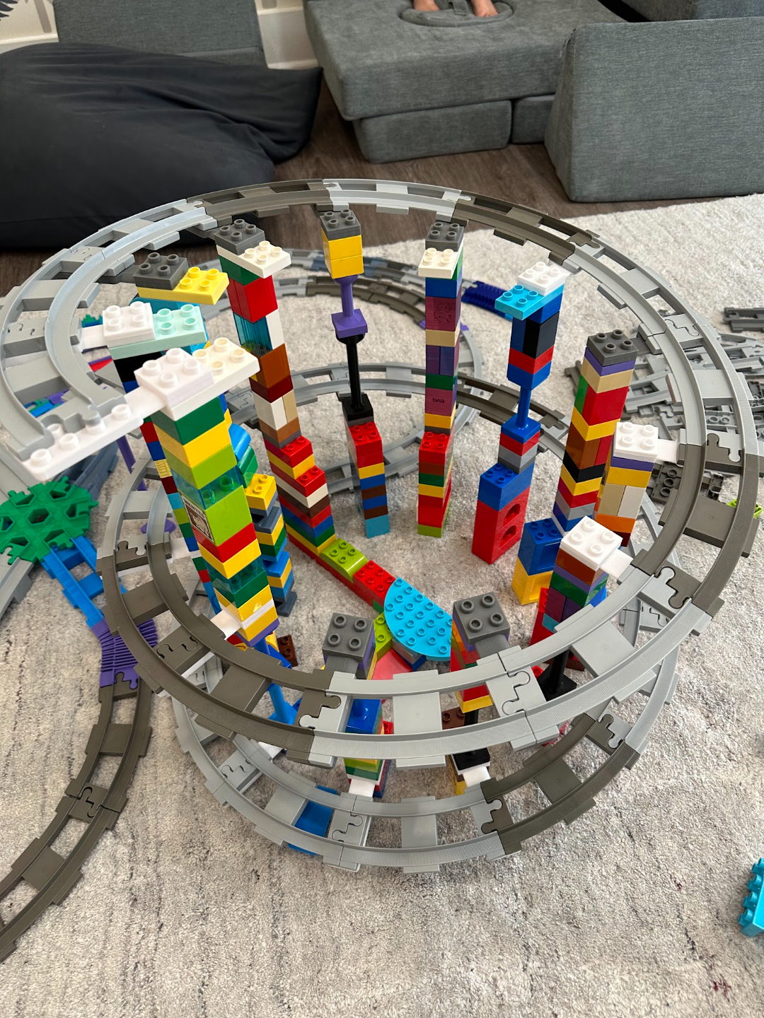 Duplo 2x2 half height brick