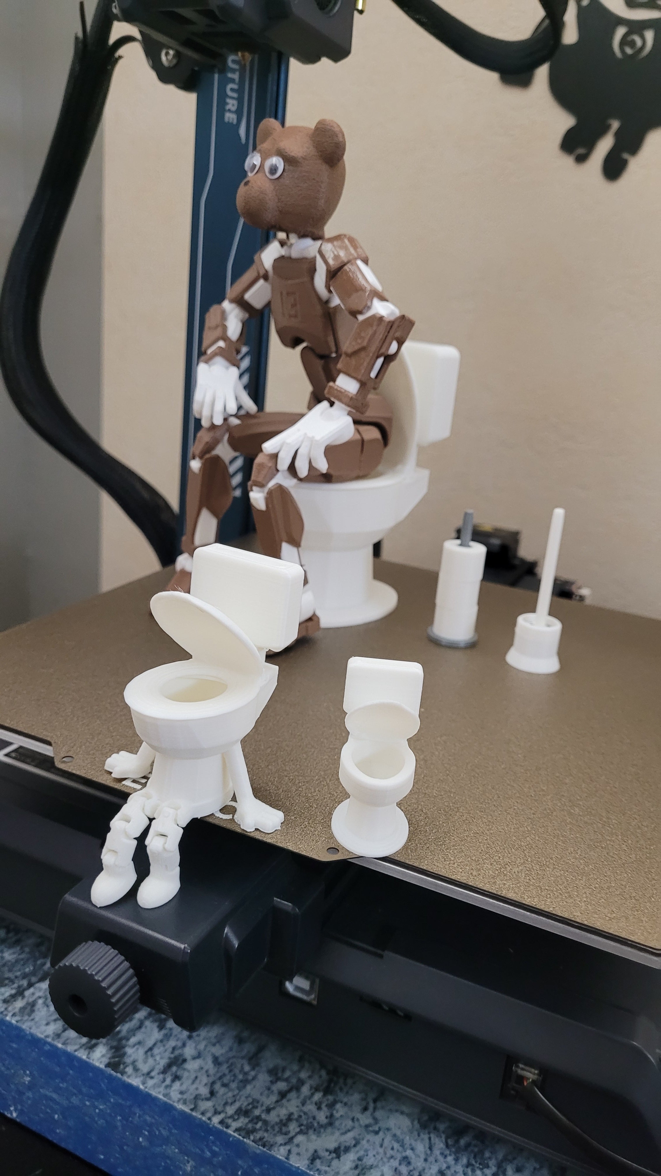 Klo'nchy / Calibration Toilet 2.0