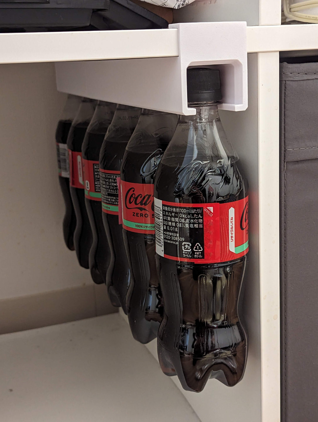PET bottle storage for IKEA Kallax - No support, no glue, no screws required: only print and connect