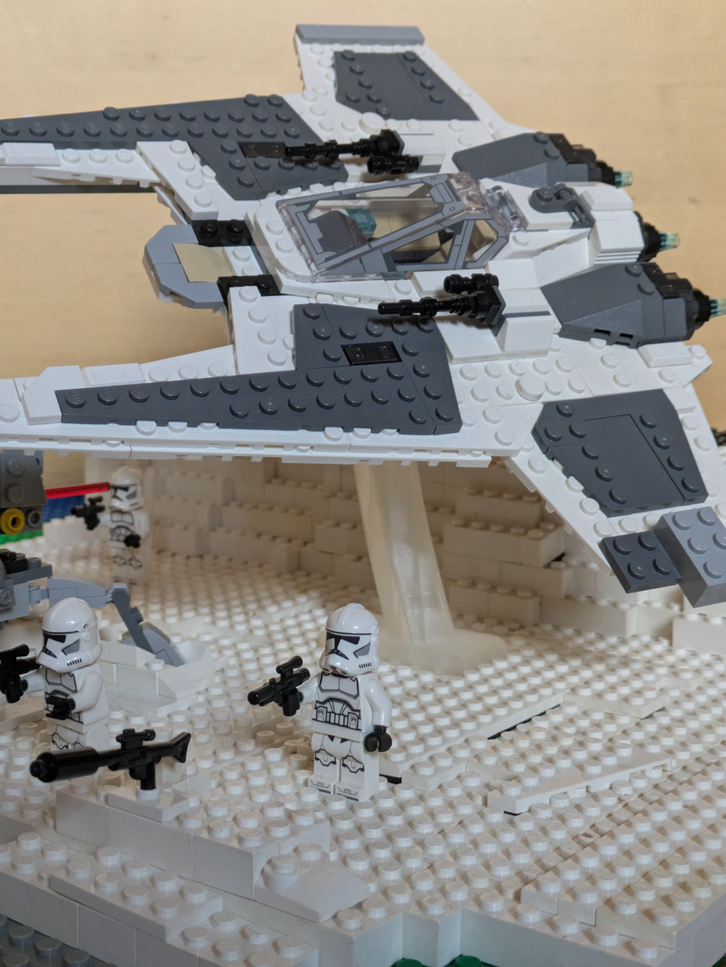 starwars brick spaceship stand for build Plates