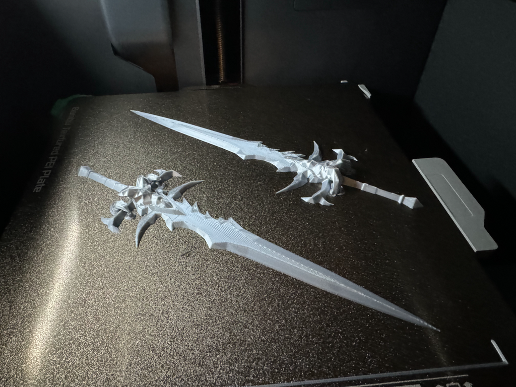 Frostmourne (split for easier printing)