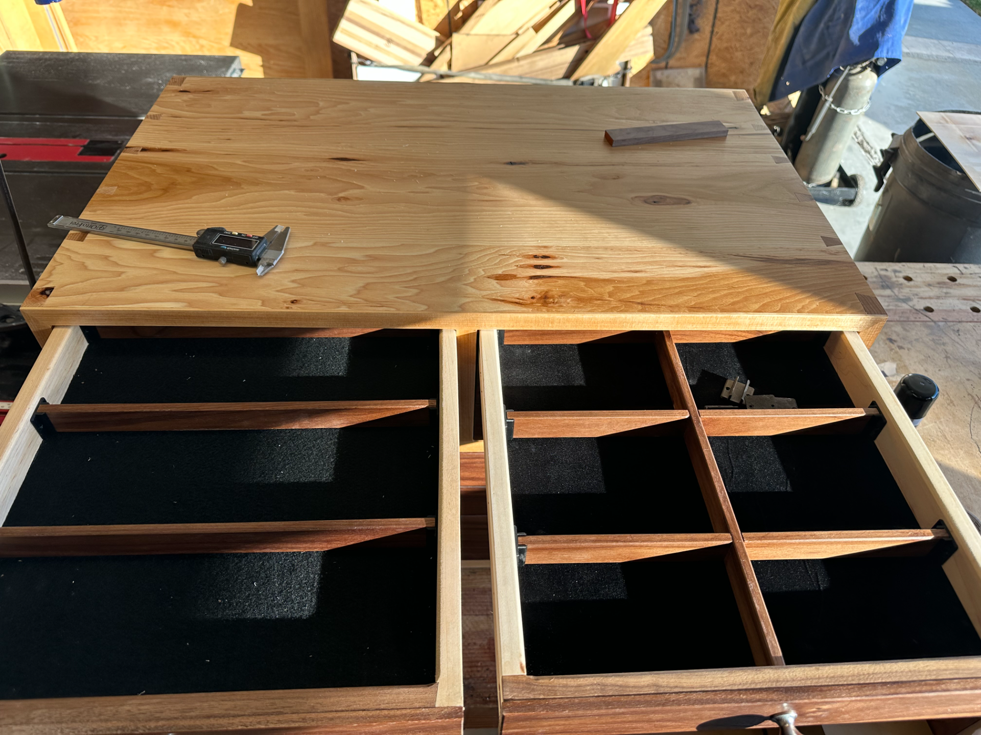 Drawer Separator Ends