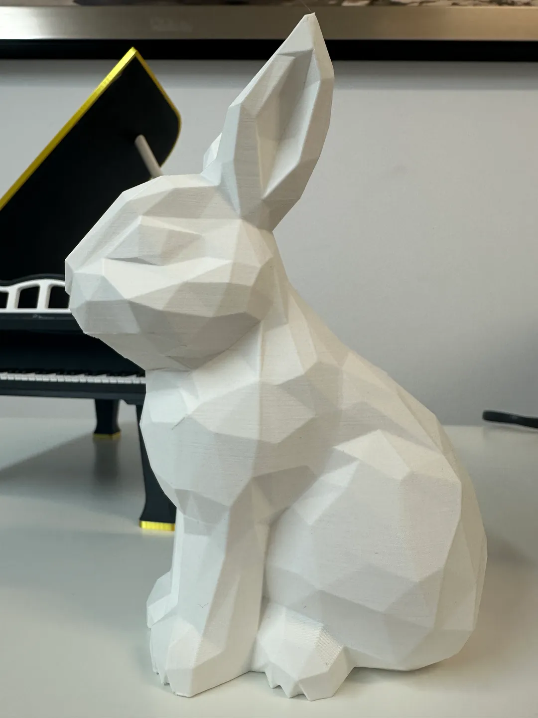 Low poly easter bunny