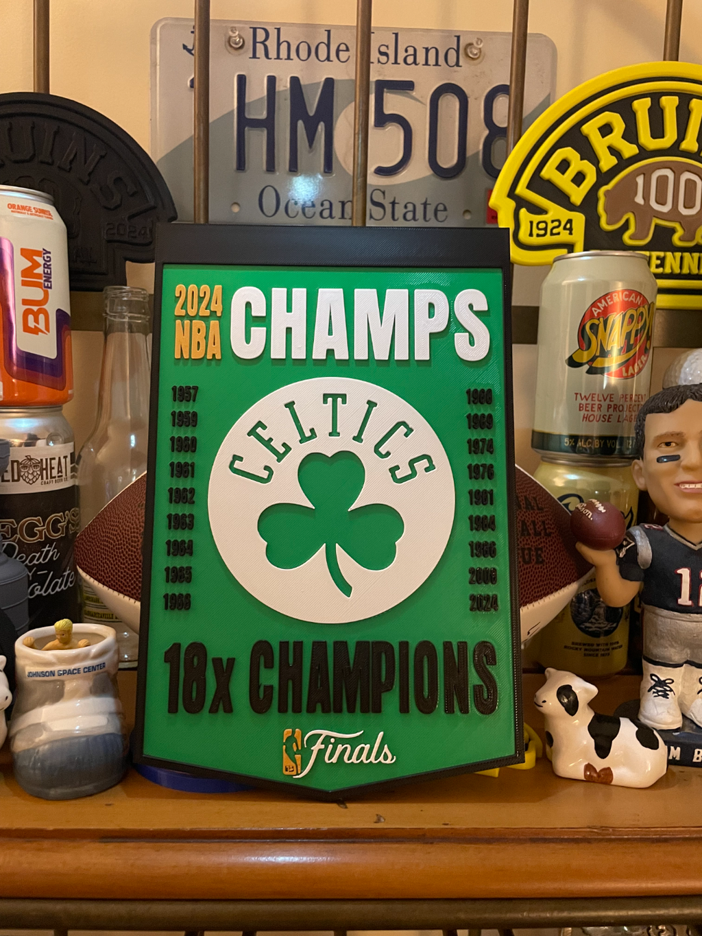 Celtics 18x Champs Sign
