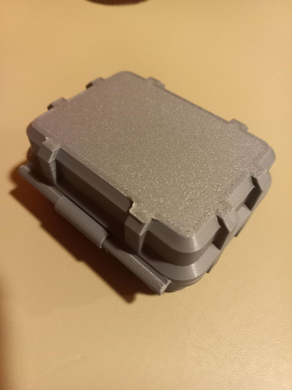 Rugged Box (print-in-place & parametric)