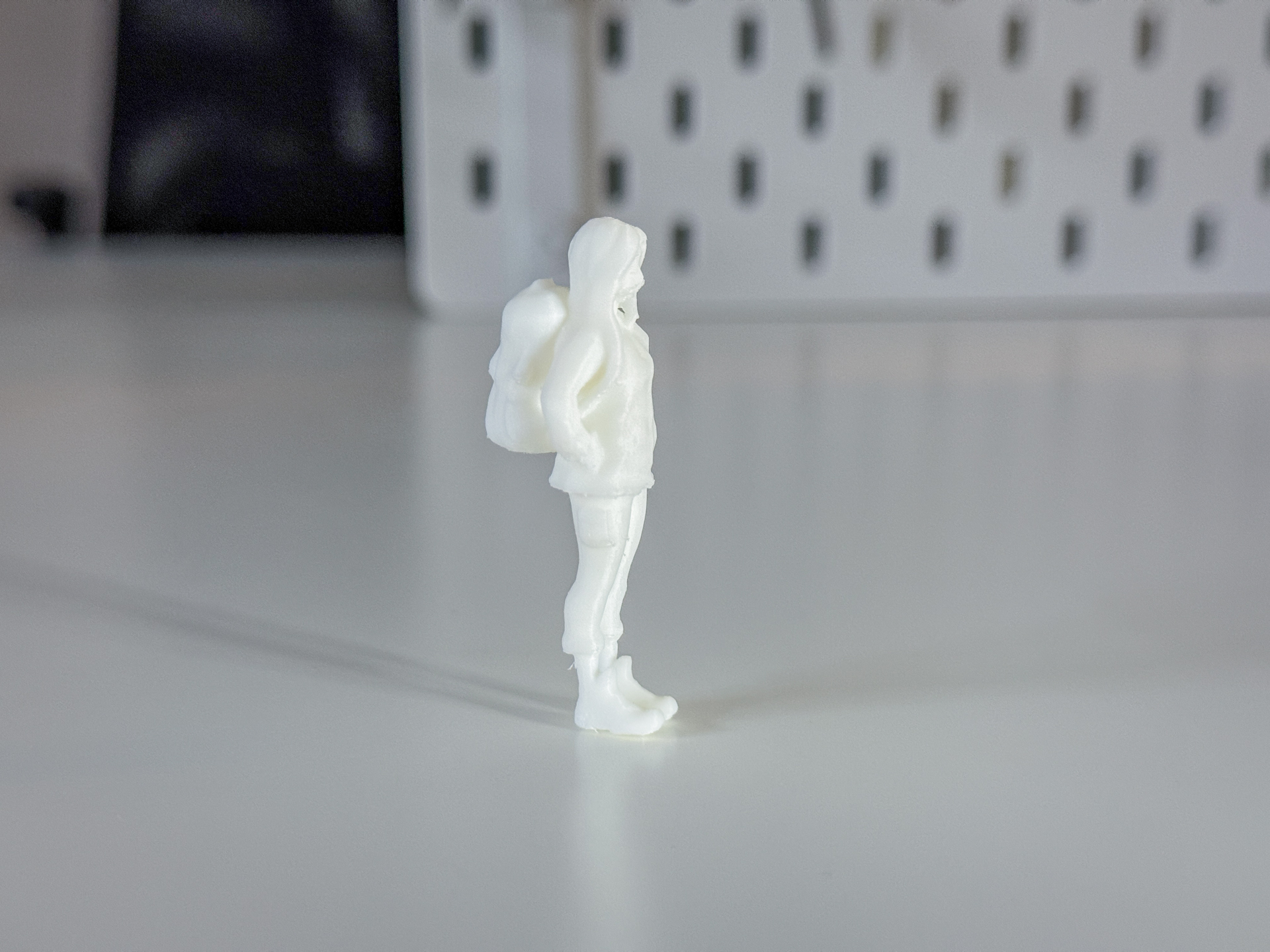Miniature Girl/Student/Tourist for your Diorama