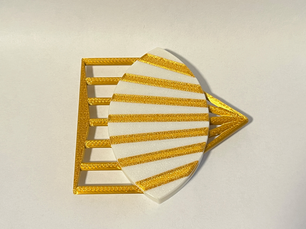 Lens refraction cutaway