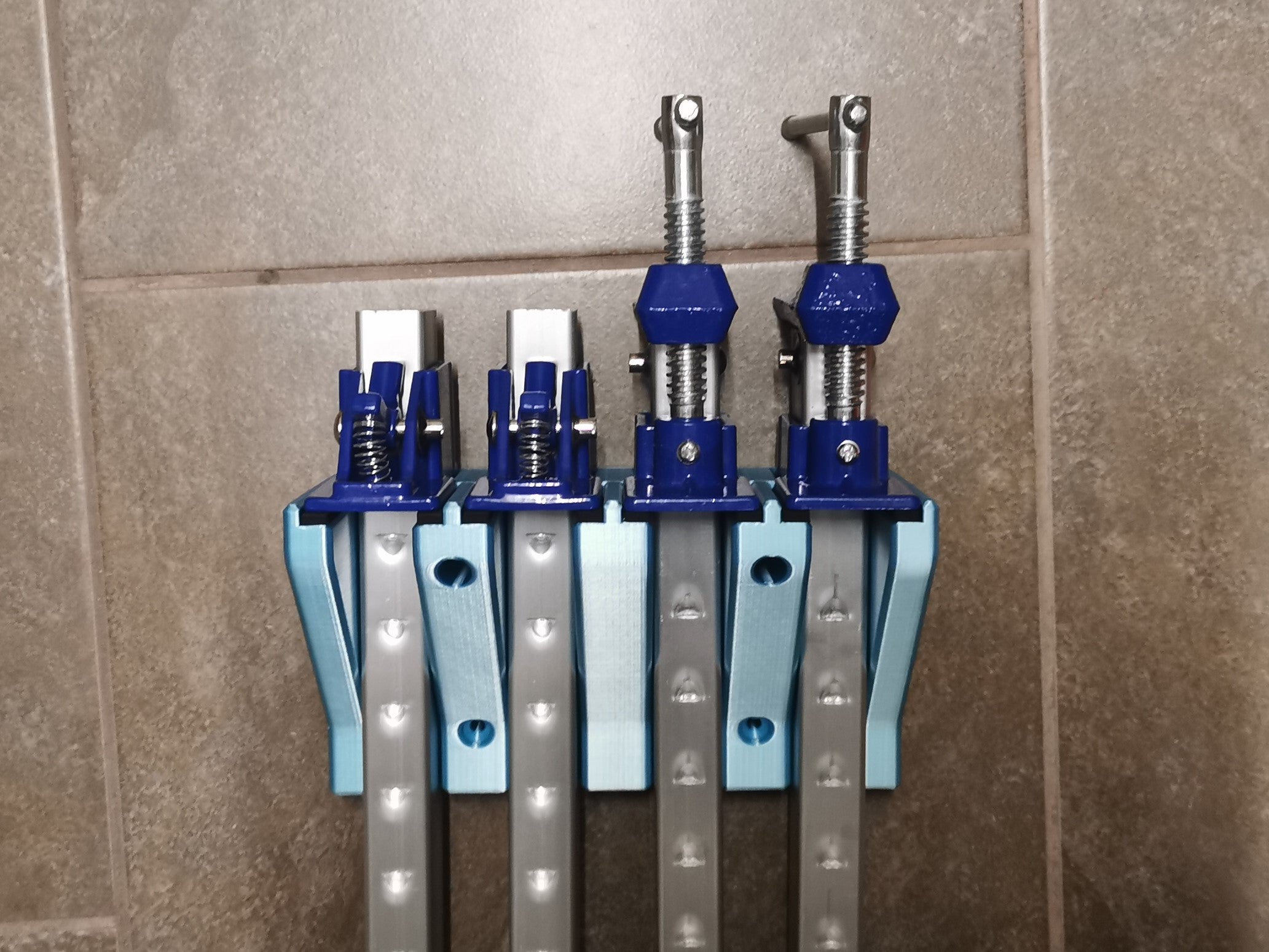 Bar Clamp Holder for Parallel Clamps or Pipe Clamp