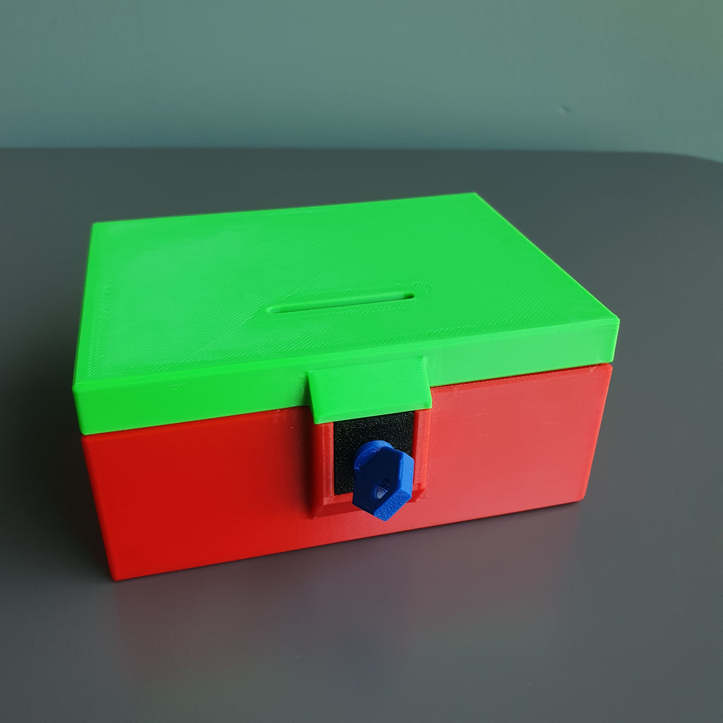 Coinbox with key lock