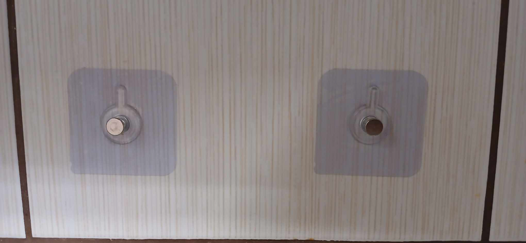 Magnetic Knife Support