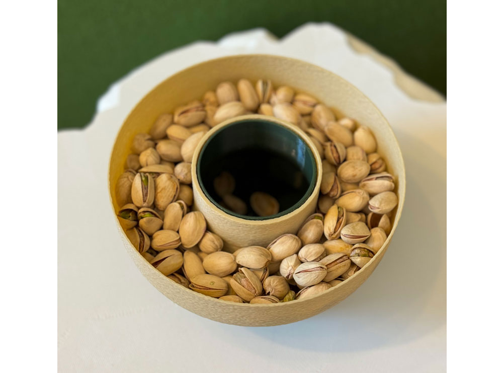 Pistachio / Sunflower Seeds Bowl