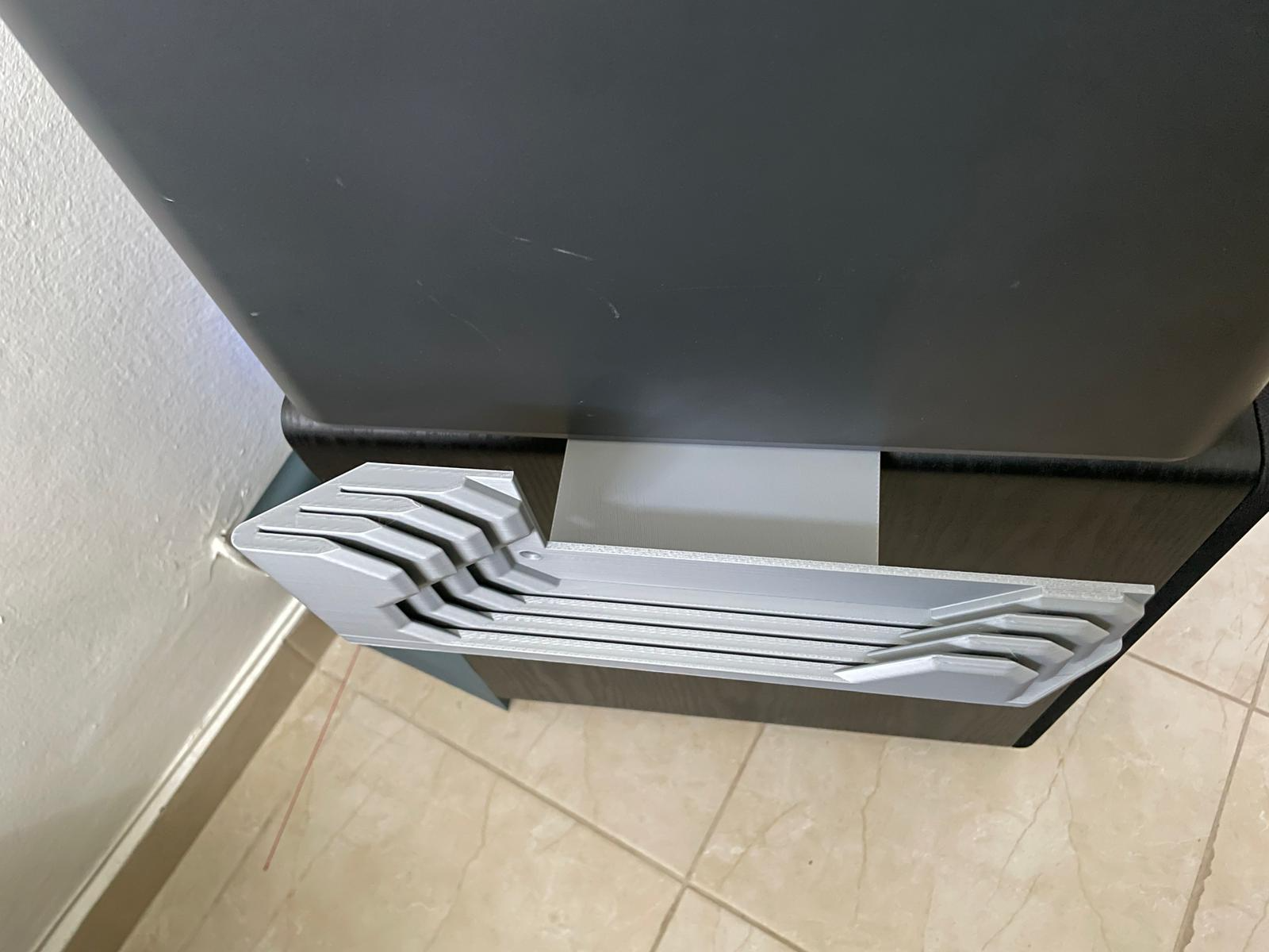 Bambu Build Plate Holder - (Fits under printer)