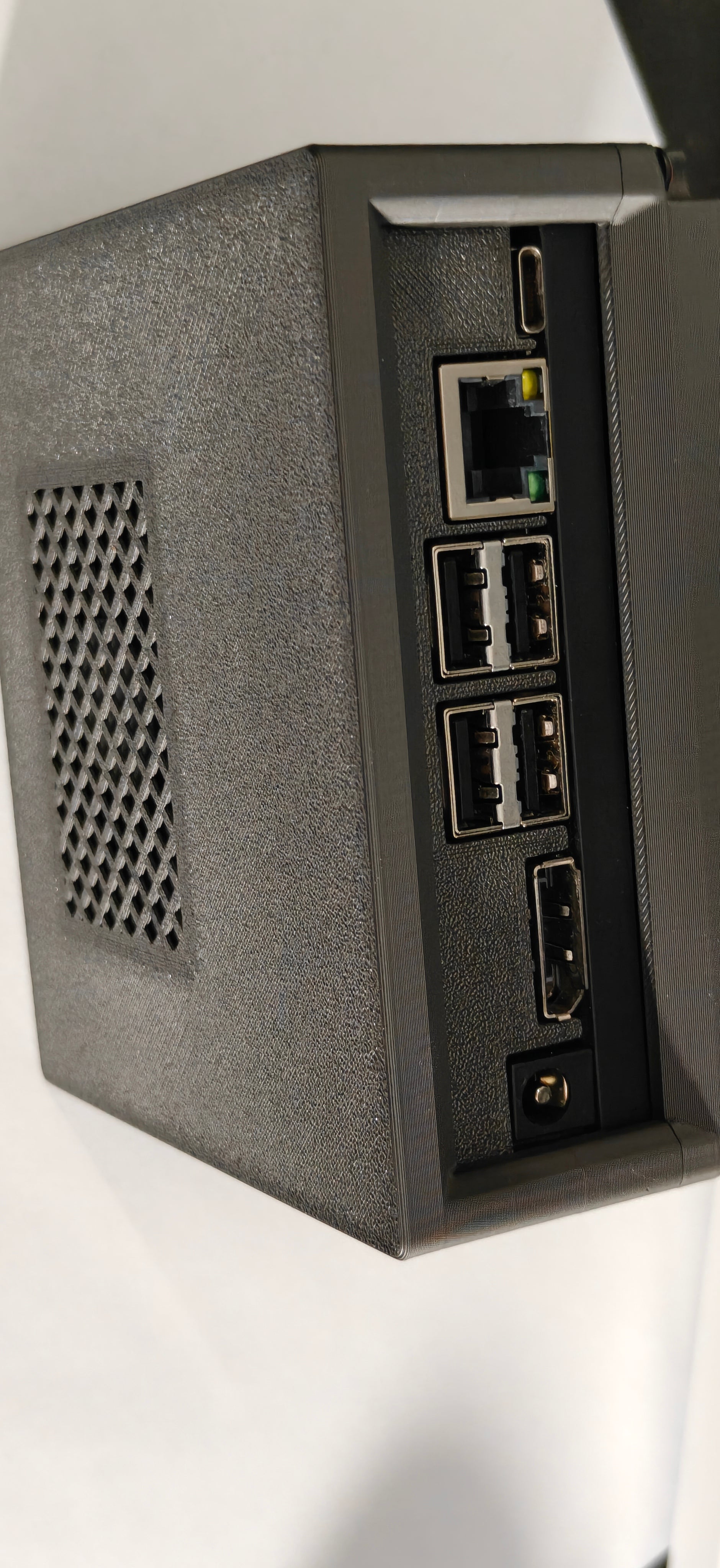 NVIDIA Jetson Orin Nano + SSD Heatsink Case